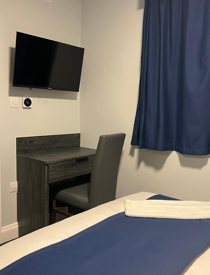 Blue Sapphire Hotel Ilford Luaran gambar
